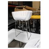 Metal Bar Chair White 23"Wx21"Dx35"H