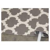 Area Rug Grey/White Pattern 10