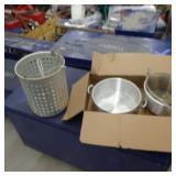 Aluminum Pot, Strainer and Fryer Basket