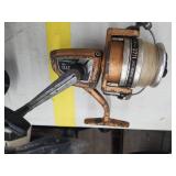 Lot of (10) Vintage Fishing Reels