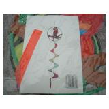 TP Stand, Parrot Flag