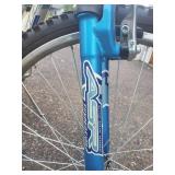 Huffy 18 Speed Girls Mountain Bike