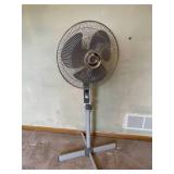 Galaxy 3 Speed Oscillating Floor Fan