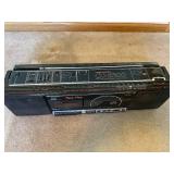 Realistic AM / FM / Cassette Recorder / CD Player