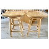 2 Swivel Bar Stools
