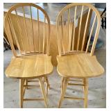 2 Swivel Bar Stools
