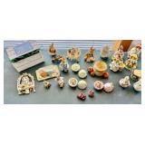 "My Blushing Bunnies" Figurines