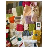 Large Lot of Towels & Wash Cloths