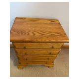 Small Chest of Drawers w/ 4 Drawers
