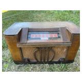 Vintage Clarion Radio Box