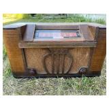 Vintage Clarion Radio Box