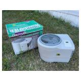 Duracraft Humidifier w/ Two Gallon Output Per Day