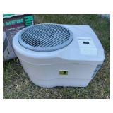 Duracraft Humidifier w/ Two Gallon Output Per Day