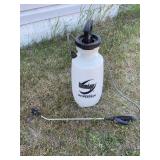 Round Up 2 Gallon Garden Sprayer