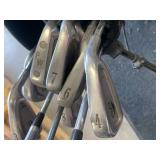 16 Piece Set of Golf Clubs & Bag