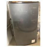 Midea MRM33S7ASL Midea 3.3 cut.ft Compact Refrigerator.