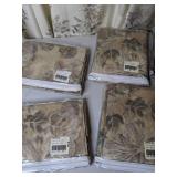 Floral Valances and Draperies New in Package (8)
