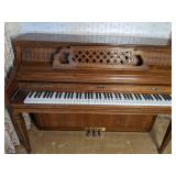 Artist Console Kimball Piano & Bench Walnut