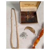 Mixed Lot of Vintage Jewelry