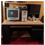 Beautiful Wooden Computer Desk