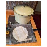 Mixed Lot of (3) Vintage Le Creuset, Capco, & Regal Wear Pots & Pans