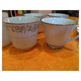 Mixed Vintage China & Misc. Pieces Coronet Allegro Royal Doulton Diamond China