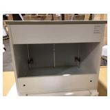Timeless Home 24 in. W x 18.31 in. D x 19.69 in. H Single Bathroom Vanity in White with Porcelain good (good condition) see all pictures