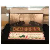 Oneida tray, plaques, metal trays, net gear router and light