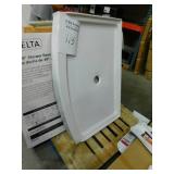 Ovation Curve 30 in. x 48 in. Single Threshold Shower Base in Arctic White
