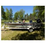 1990 Alumacraft Fishing Boat & Trailer Package