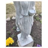 Two Yard Décor Statues