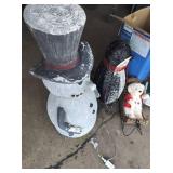 Collection Of Outdoor Christmas Décor
