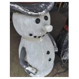 Collection Of Outdoor Christmas Décor