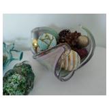 Glass Centerpiece Décor