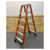 WERNER 6 ft 375 lb Load Capacity Fiberglass Twin Stepladder