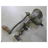(RM3) Vintage Universal Food Choppe...