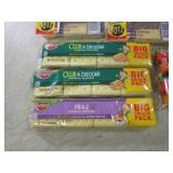 (B-1) Assorted Cracker and Cheese S...