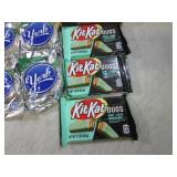 (B-1) 20 Assorted Candy Bars Etc Pa...