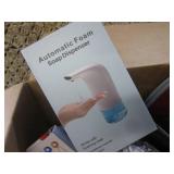(D-4) Big Box Full of Assorted Kitc...