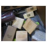 (D-4) Big Box Full of Assorted Kitc...