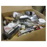 (A-2) Big Box Full of Assorted Kitc...