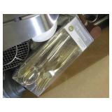(A-2) Big Box Full of Assorted Kitc...