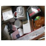 (A-2) Big Box Full of Assorted Kitc...