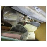 (A-2) Big Box Full of Assorted Kitc...