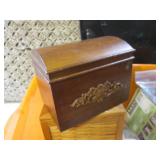 (CLR) Tote with Lid Full of Misc...