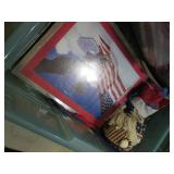 (CLR) Tote with Lid Full of Assorte...