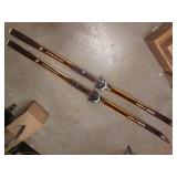 (RMDR) Pair of Vintage Wood Snow Sk...