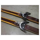 (RMDR) Pair of Vintage Wood Snow Sk...