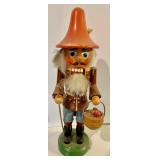 3 Nifty Nutcrackers