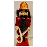 3 Nutcrackers
